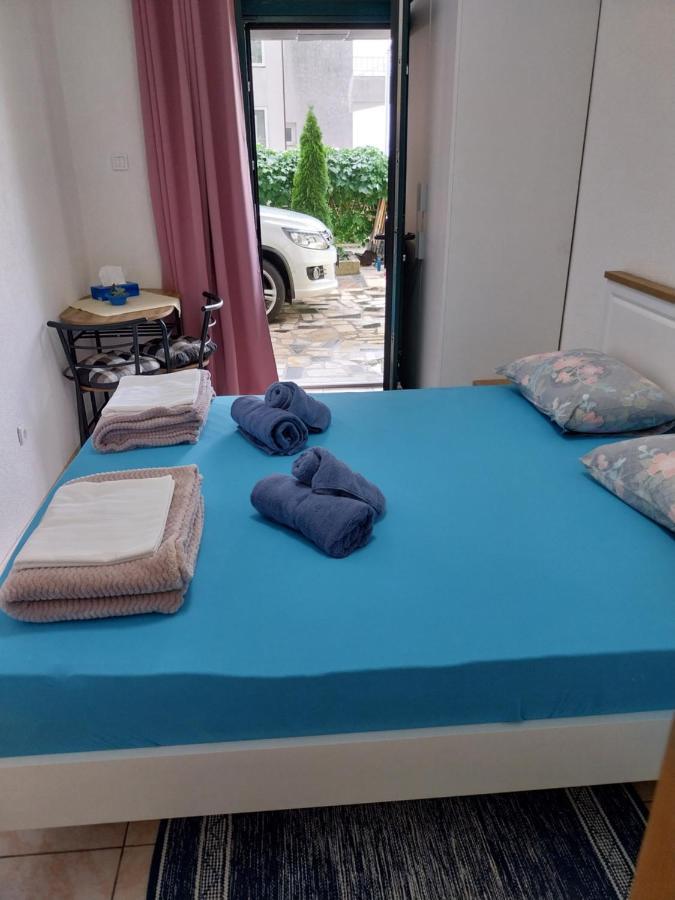 Sobe Kraft 1 Apartamento Živogošće Exterior foto